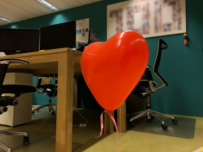 Photo of heart shaped balloon